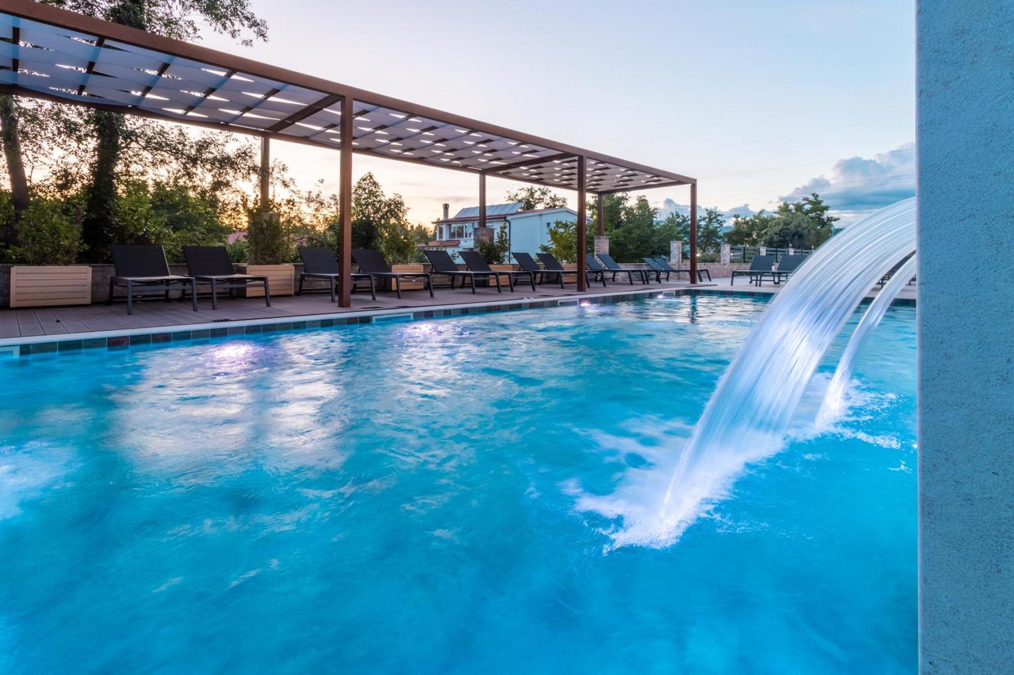 Trio Resort Улцинь Экстерьер фото