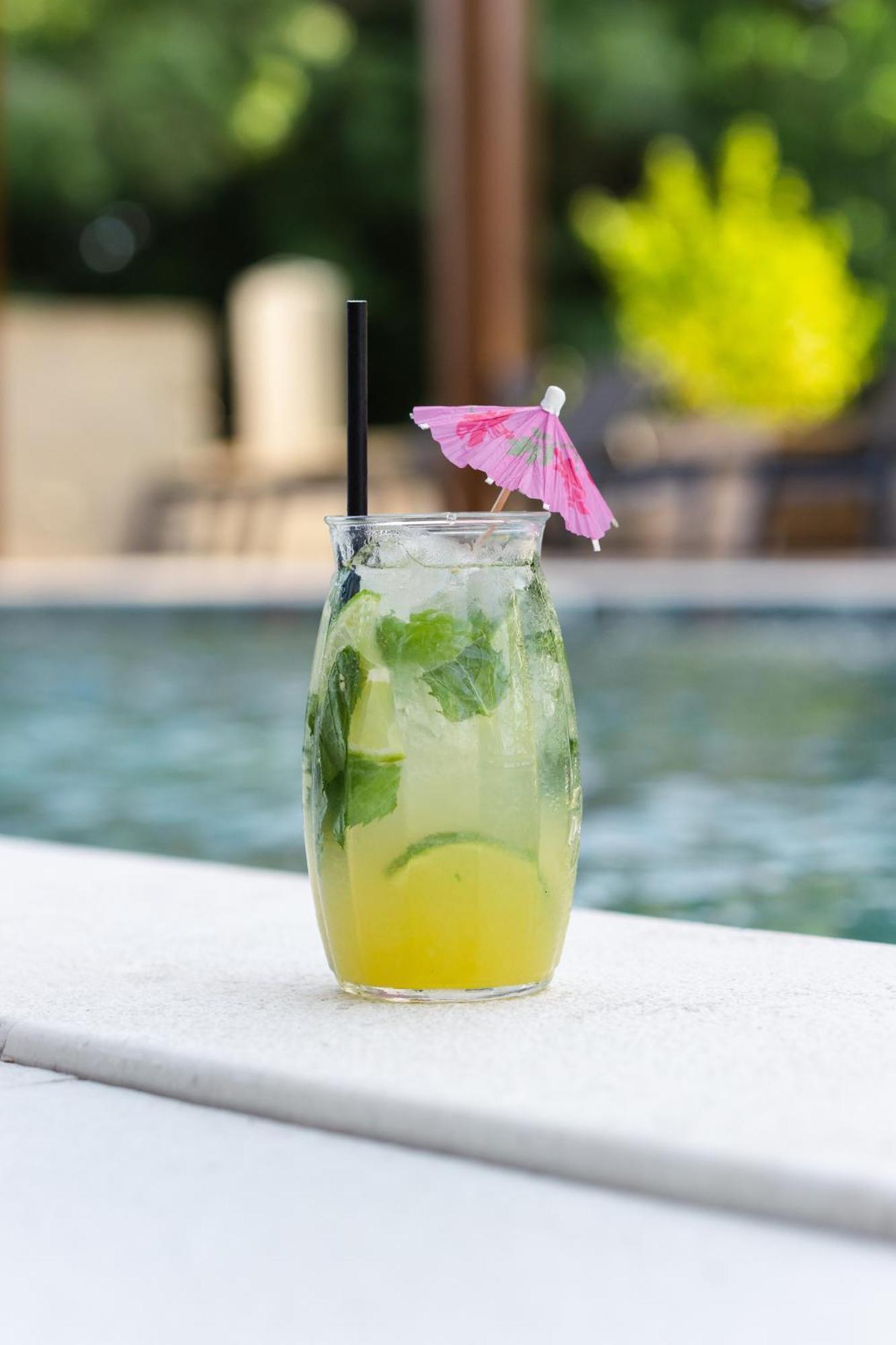 Trio Resort Улцинь Экстерьер фото