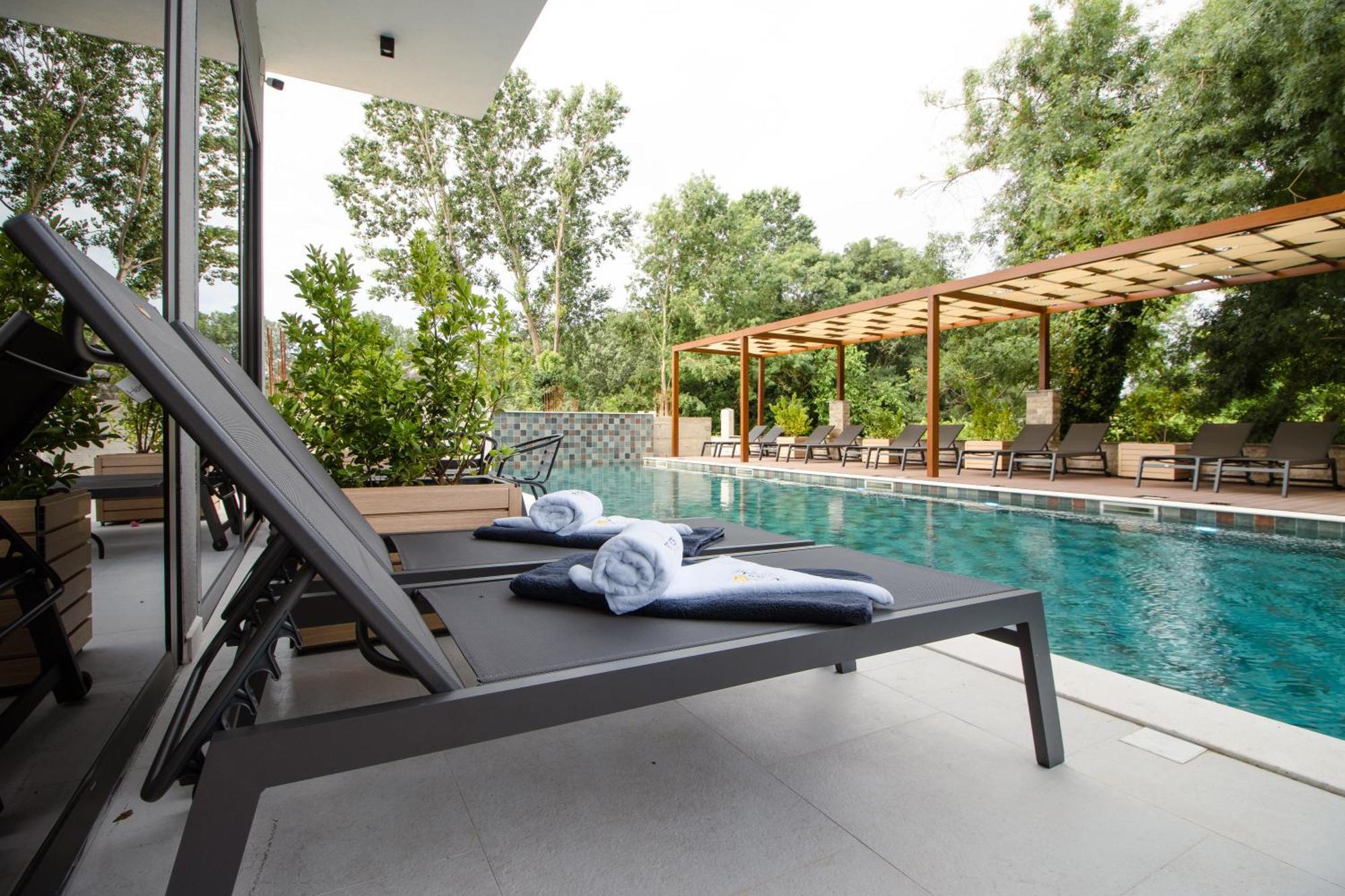 Trio Resort Улцинь Экстерьер фото